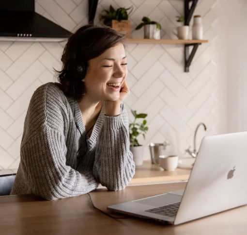 women on a videocall